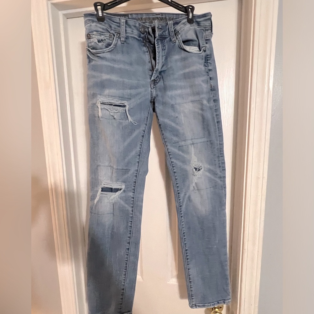 🌸👖💖 American Eagle Slim Straight Leg Extreme Flex 4 Light Ripped Style Jean